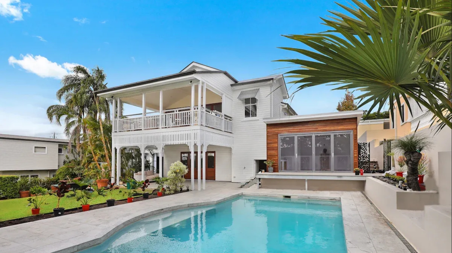 कैसे एक शीसे रेशा पूल स्थापित करने के लिए