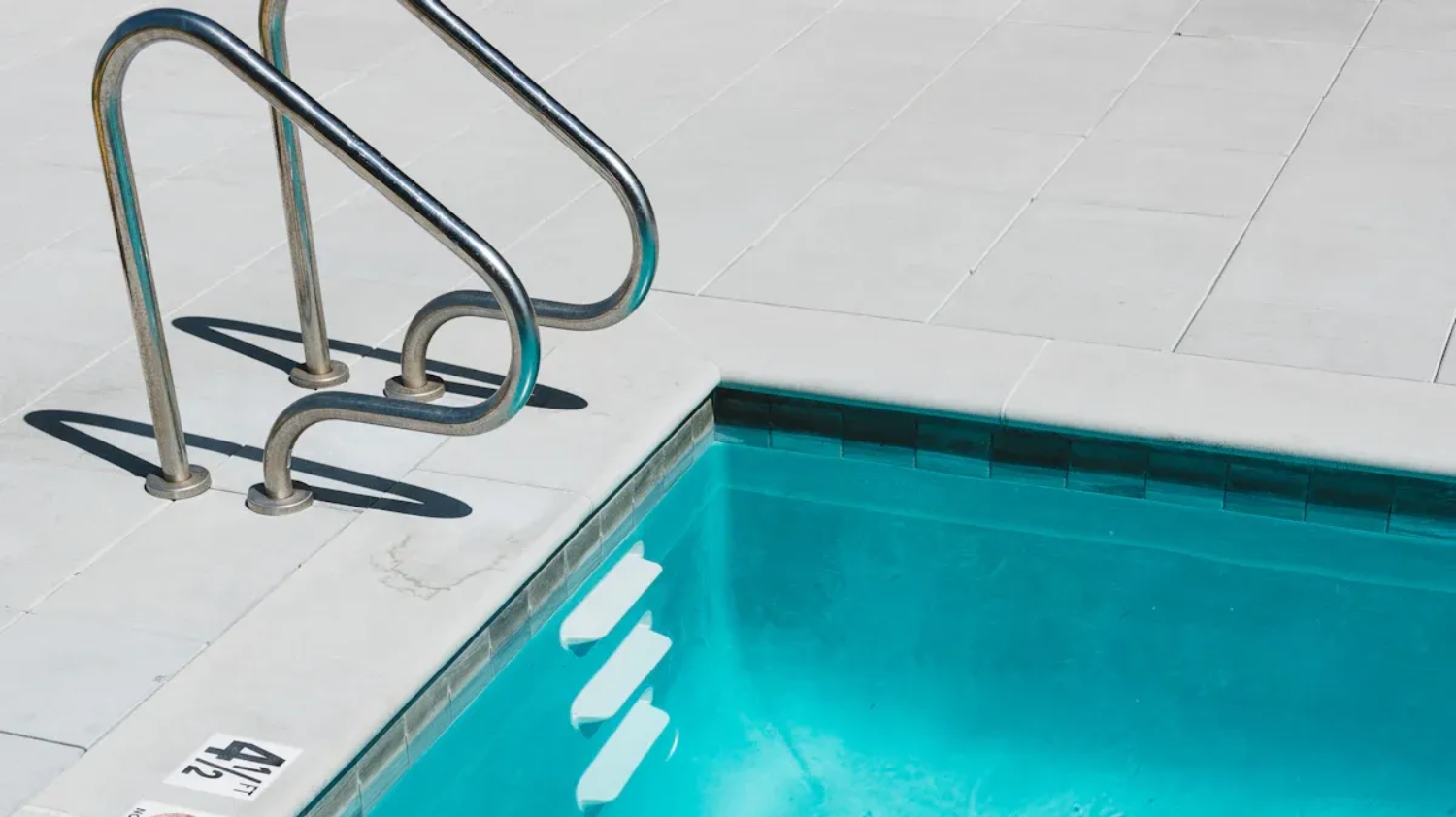 फाइबरग्लास पूल अच्छे हैं