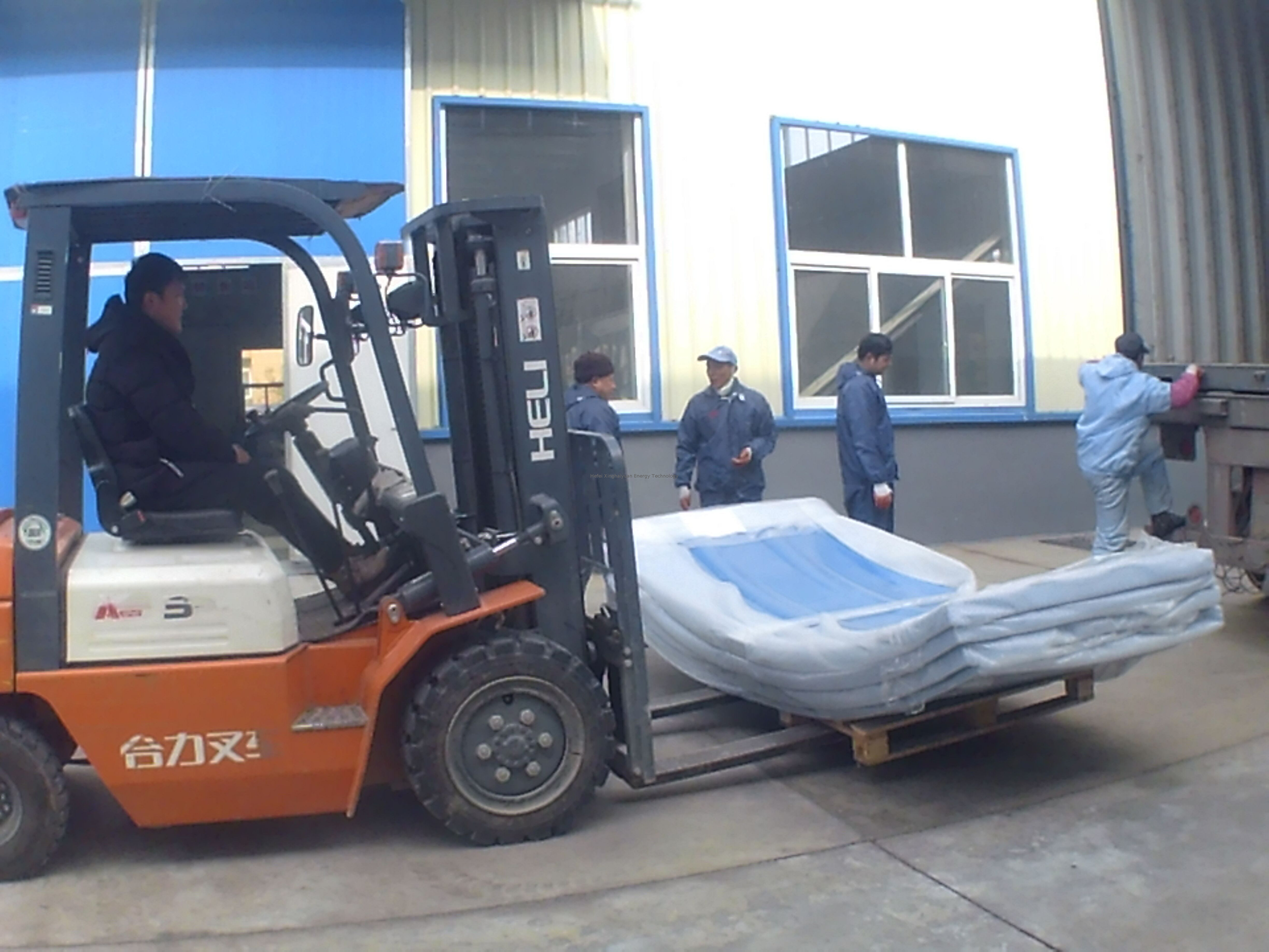 लोड हो रहा है